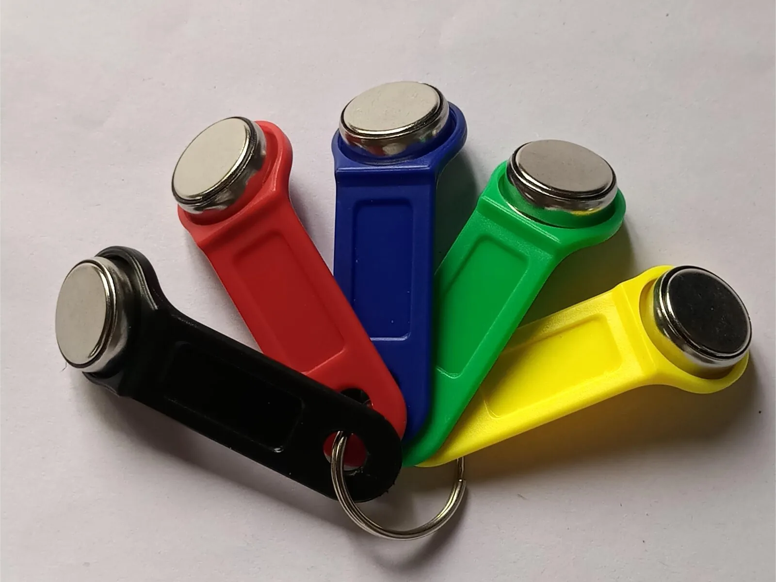 Standard POM fob colour range — black, red, blue, green, yellow and more